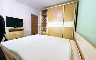 Apartament cu 3 camere de vanzare zona Bulevardul Dacia, Oradea - Poză 5