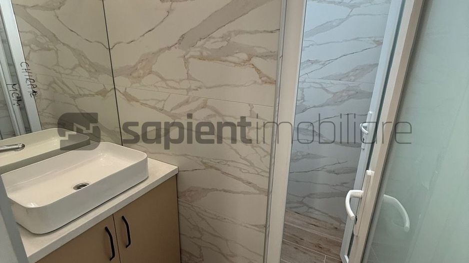 Închiriere spațiu mixt – Hală | Showroom | Birouri - Poză 16