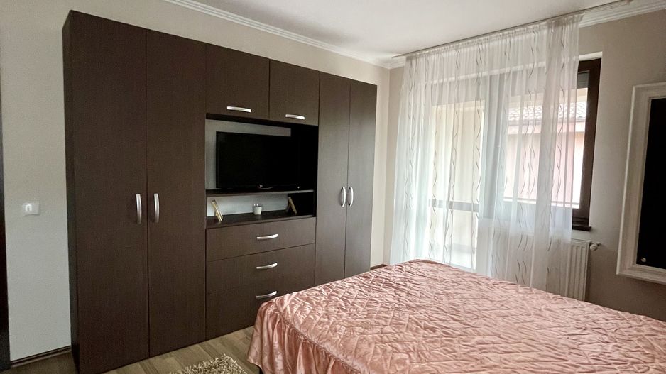 Casa de inchiriat pe str.Voronet - Poză 27