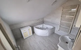 Casă spațioasă în Cristian, Brașov | 223 mp utili | teren 1.000 mp - Poză 13