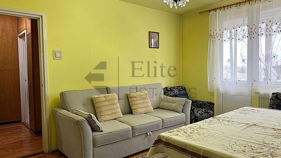 Apartament 3 camere de vanzare in Cantemir, Oradea - Poză 1