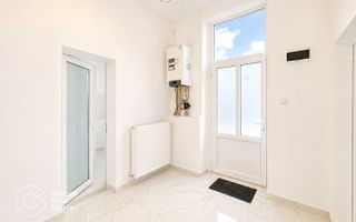 Apartament 2 camere, recent renovat, etaj 1, Bulevardul Revolutiei - Poză 4