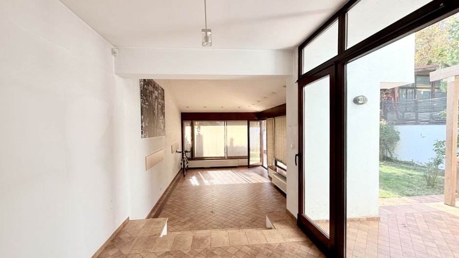 Vilă superbă | Cotroceni | 8 camere terasă și grădină - Poză 19