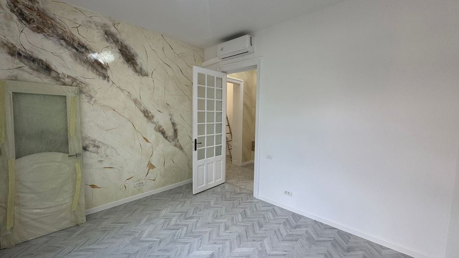 Spatiu de birouri nemobilat Piata Unirii N4 - Poză 3
