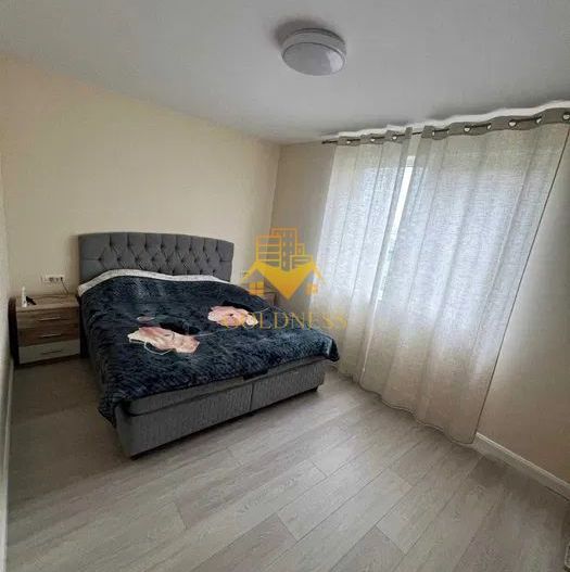 5 camere decomandate, Prima Inchiriere, Curte proprie, Dezmir - Poză 4