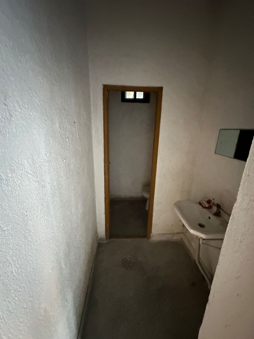 Proprietate compusă din 2 case - Poză 14