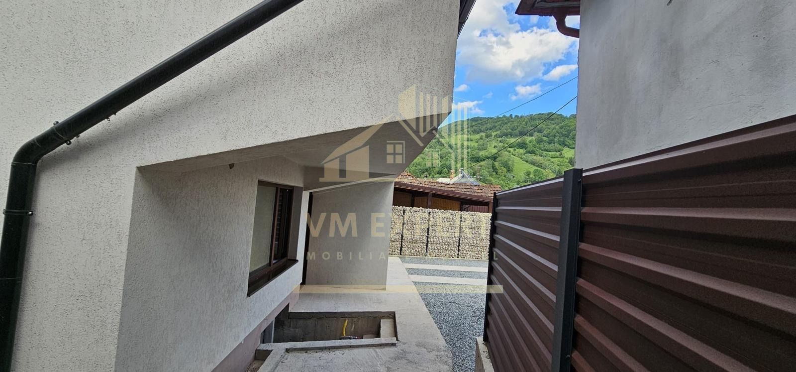 CASĂ 4 CAMERE TEREN 177MP RUCĂR ARGEȘ - Poză 25