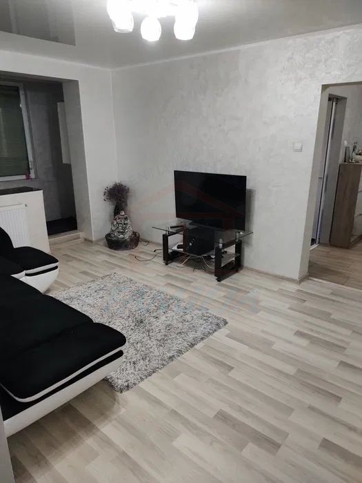 Vanzare apartament 3 camere, Micro 17, Pret 88.000 EURO, sup 64mp - Poză 5