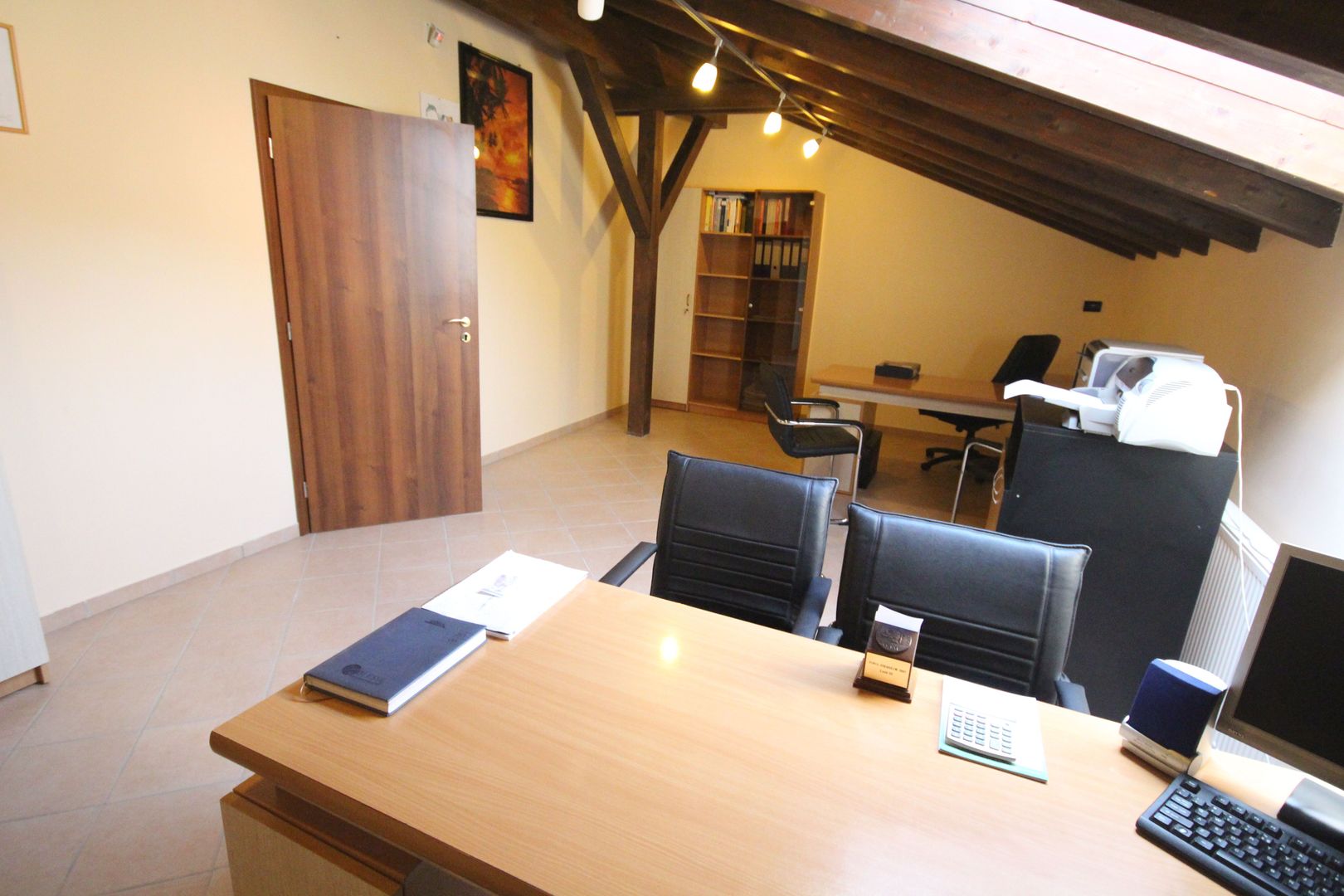 Duplex intreg plus imobil birouri. Comision 0% - Poză 16