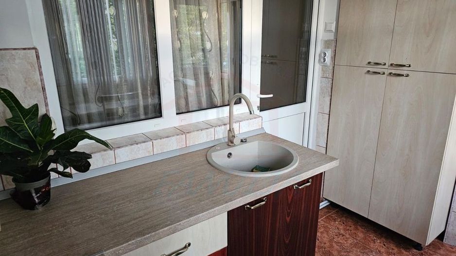 Inchiriere apartament cu 3 camere, IREG, 70 mp, 2300 Lei/Luna - Poză 4