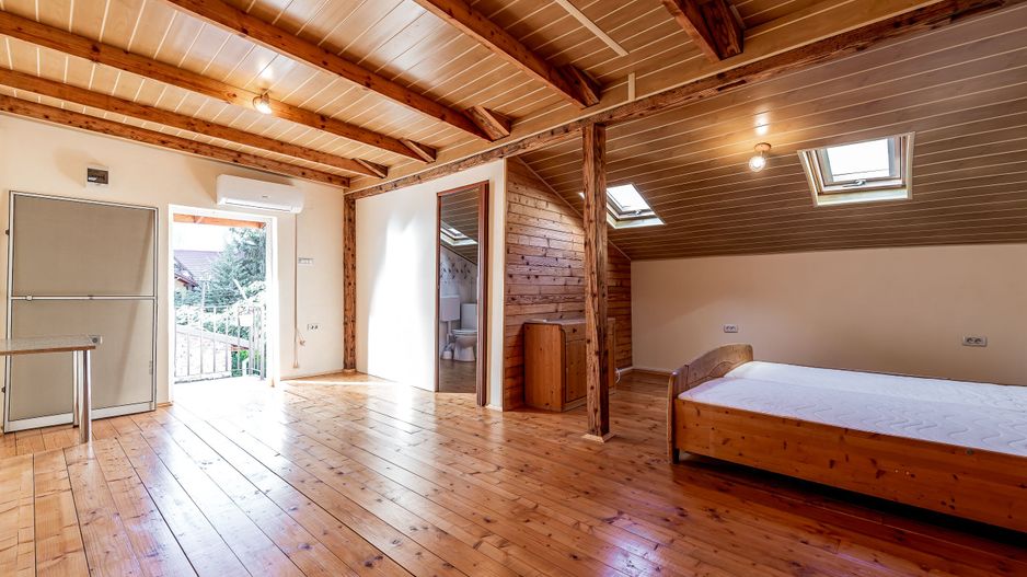 Apartament pe două nivele în Piața Catedralei, Arad. - Poză 4
