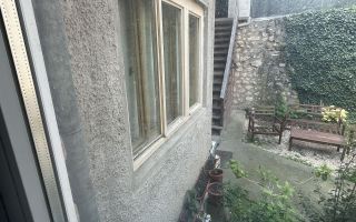 Casa de vanzare- zona Schei - Poză 12