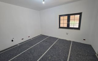 Casă nouă, impozantă,  6 camere, 1346 mp teren, Bărăbanț - Poză 15