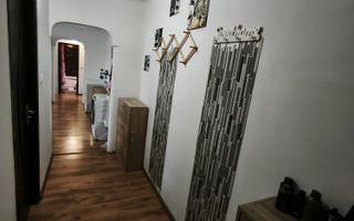 De vanzare apartament cu doua camere , zona Curcubeului. - Poză 4