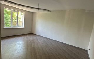 Vânzare 2 case pe un teritoriu, situată pe satul. Marandeni. - Poză 13