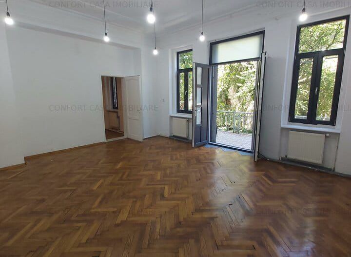 Apartament 4 camere în vilă, terasă și boxe, zonă ultracentrală Cișmigiu - Poză 1