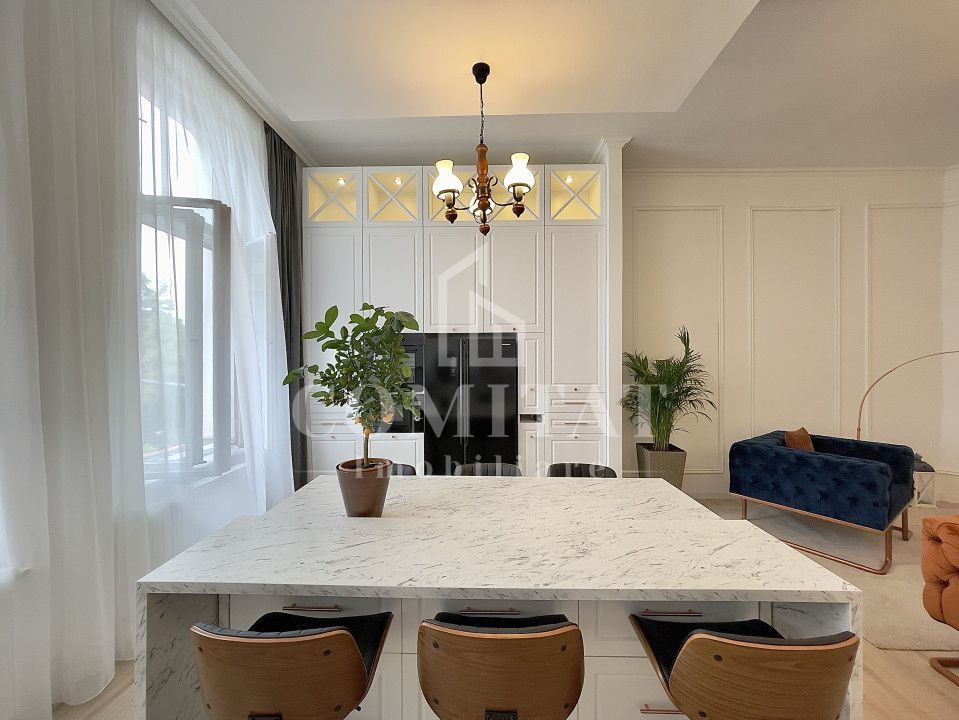 Apartament cu 3 camere Ultracentral - Poză 5