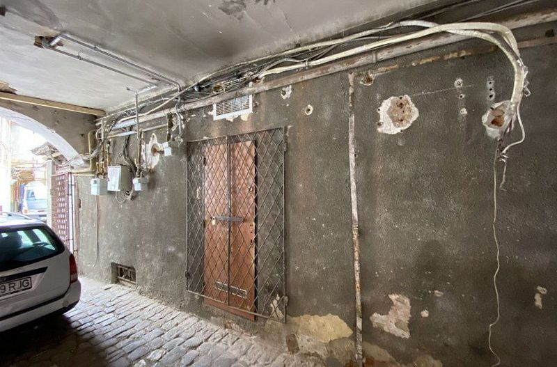 Spatiu comercial in centrul Brasovului - Poză 9