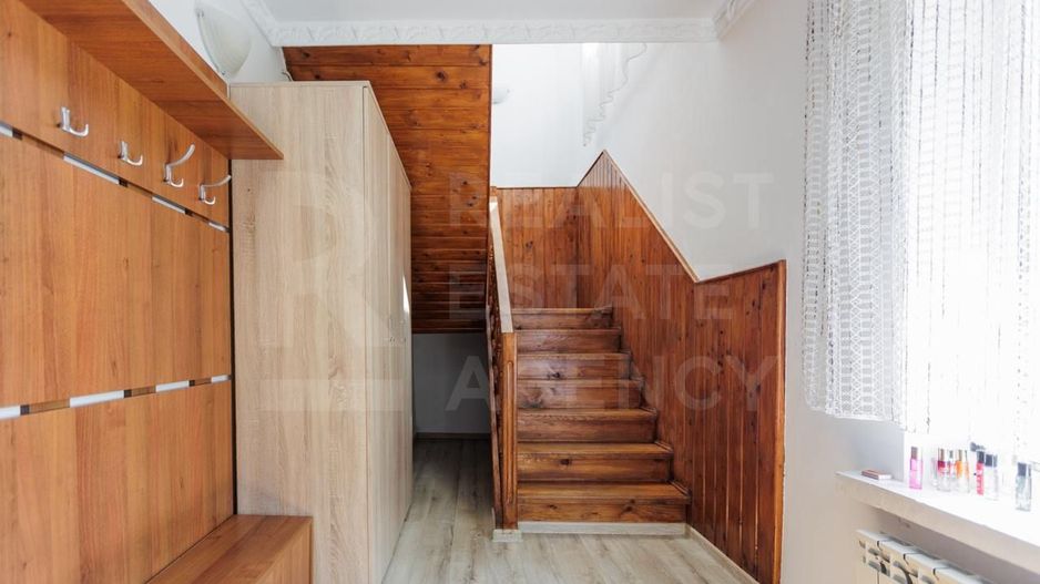 Vânzare, casă, 2 nivele, strada Traian, r-ul Ialoveni. - Poză 16