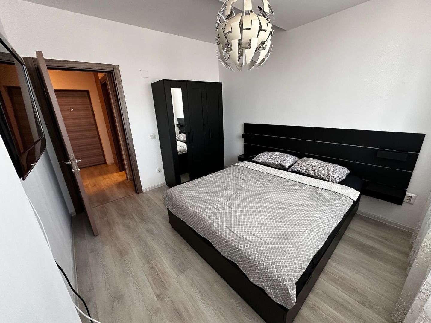 2 Camere Metrou Grozavesti Basarab Orhideea Politehnica Regie +Parcare - Poză 4