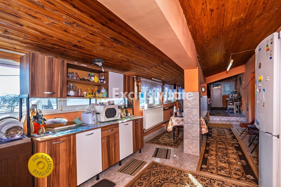 Casa Parter + Mansarda  Caldararu Arges! - Poză 1