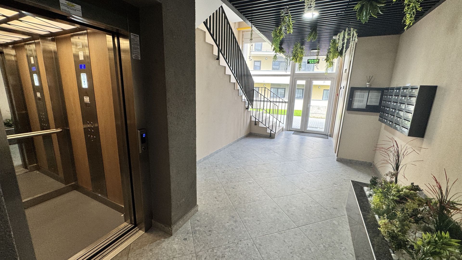 Apartament 2 camere tip penthouse Rasnov | Terasa 50 mp - Poză 23