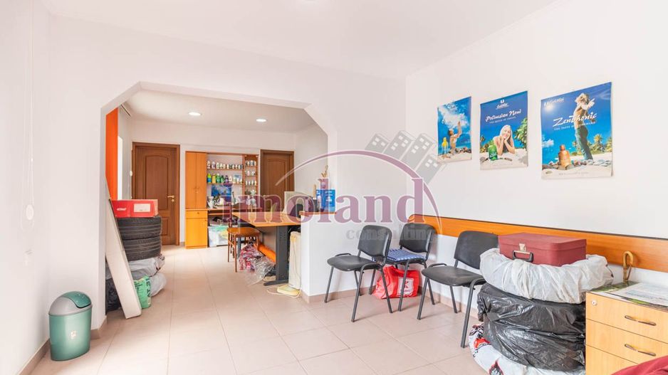 Vanzare - vila noua+spatiu birou/comercial - Crangasi-Constructorilor - Poză 4