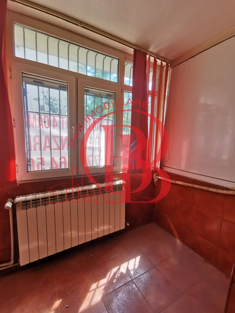 4 camere- Ozana  - Metrou -1 Decembrie 1918 - Poză 7