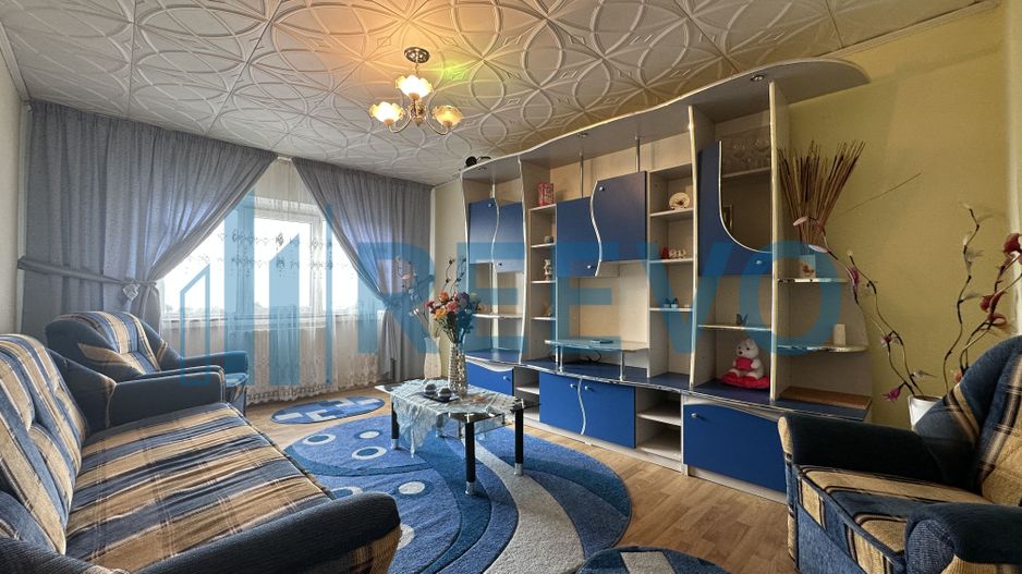 Apartament 2 camere, etaj 3, centru, Buhuși - Poză 1