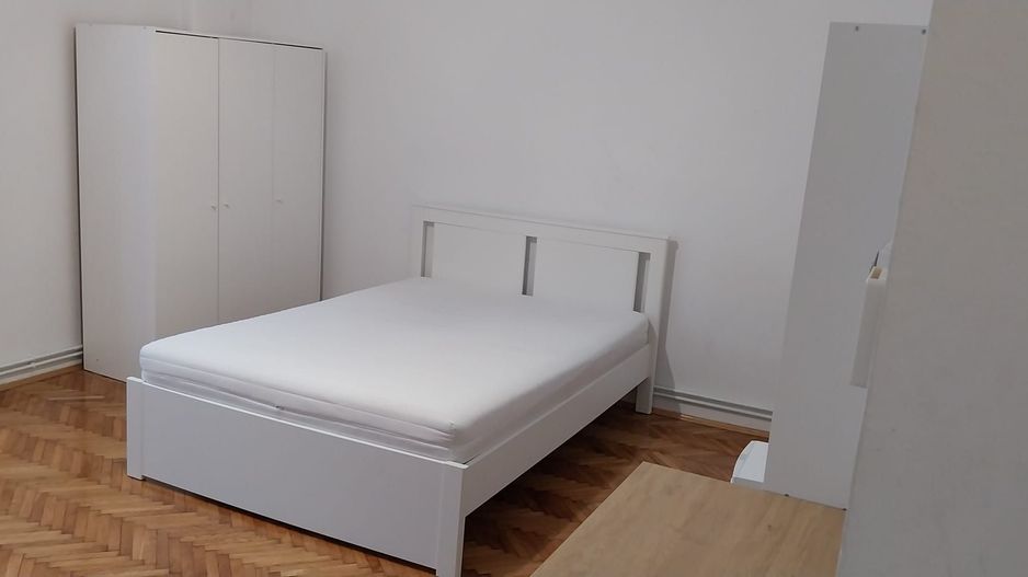 De inchiriat apartament in zona ultracentrala - Poză 5