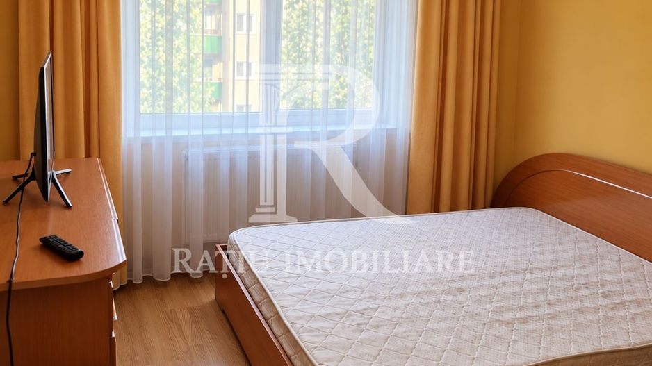 Apartament cu 3 camere | Decomandat | Decebal |  Oradea - Poză 1