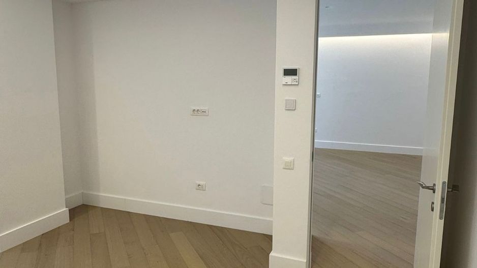 Pipera I Cortina 126 I 2 Room - Poză 7