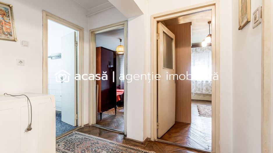 Apartament cu 4 camere decomandat cu vedere panoramica - Poză 10