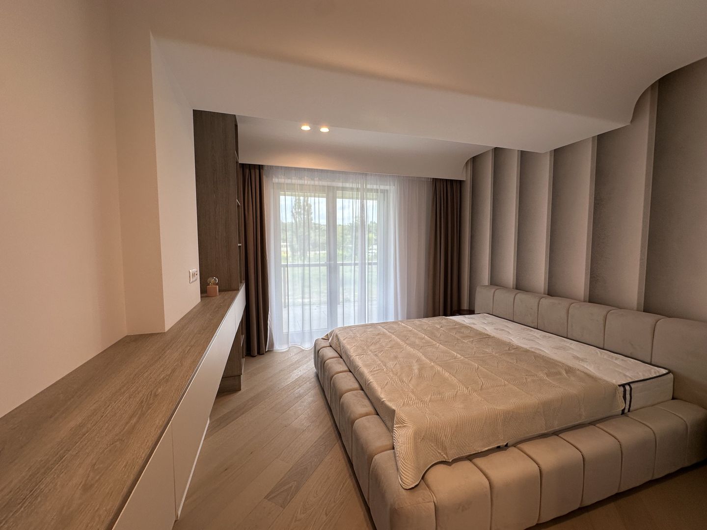 PRIMA INCHIRIERE 3 CAMERE CORTINA 126 - Poză 11