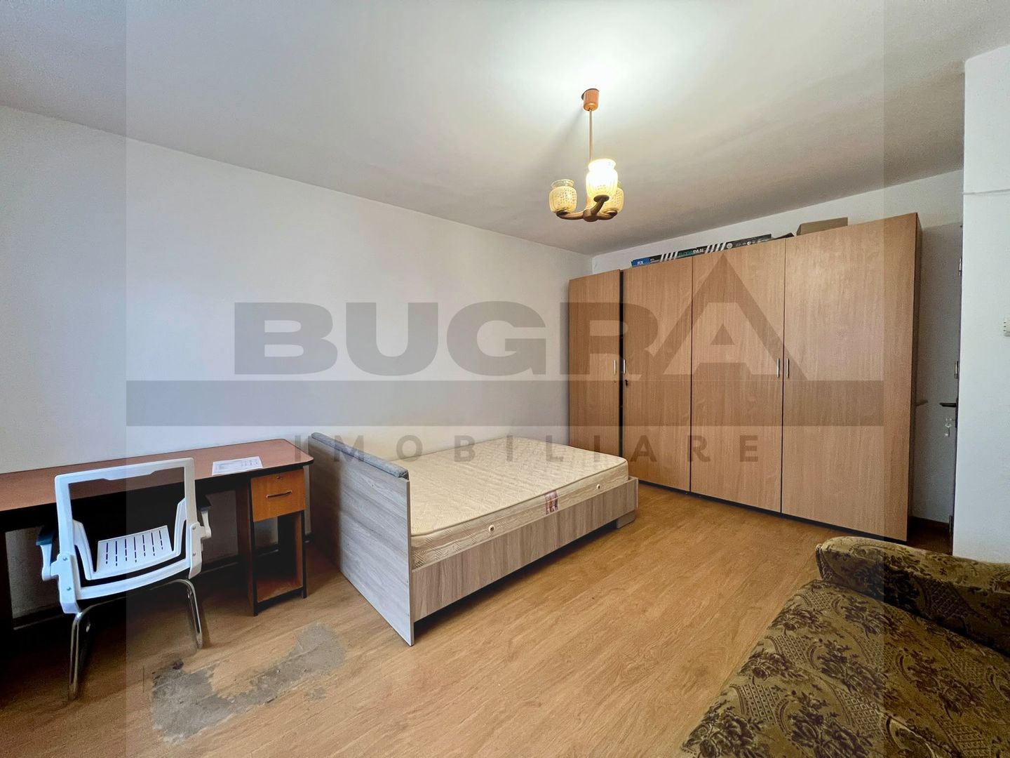 OPORTUNITATE, 1 camera, decomandat, 42mp, balcon, zona Big Belly - Poză 3