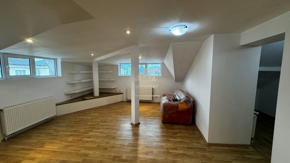 APARTAMENT CAMPULUNG TIP PENTHOUSE, 5 CAMERE GRUI - Poză 9