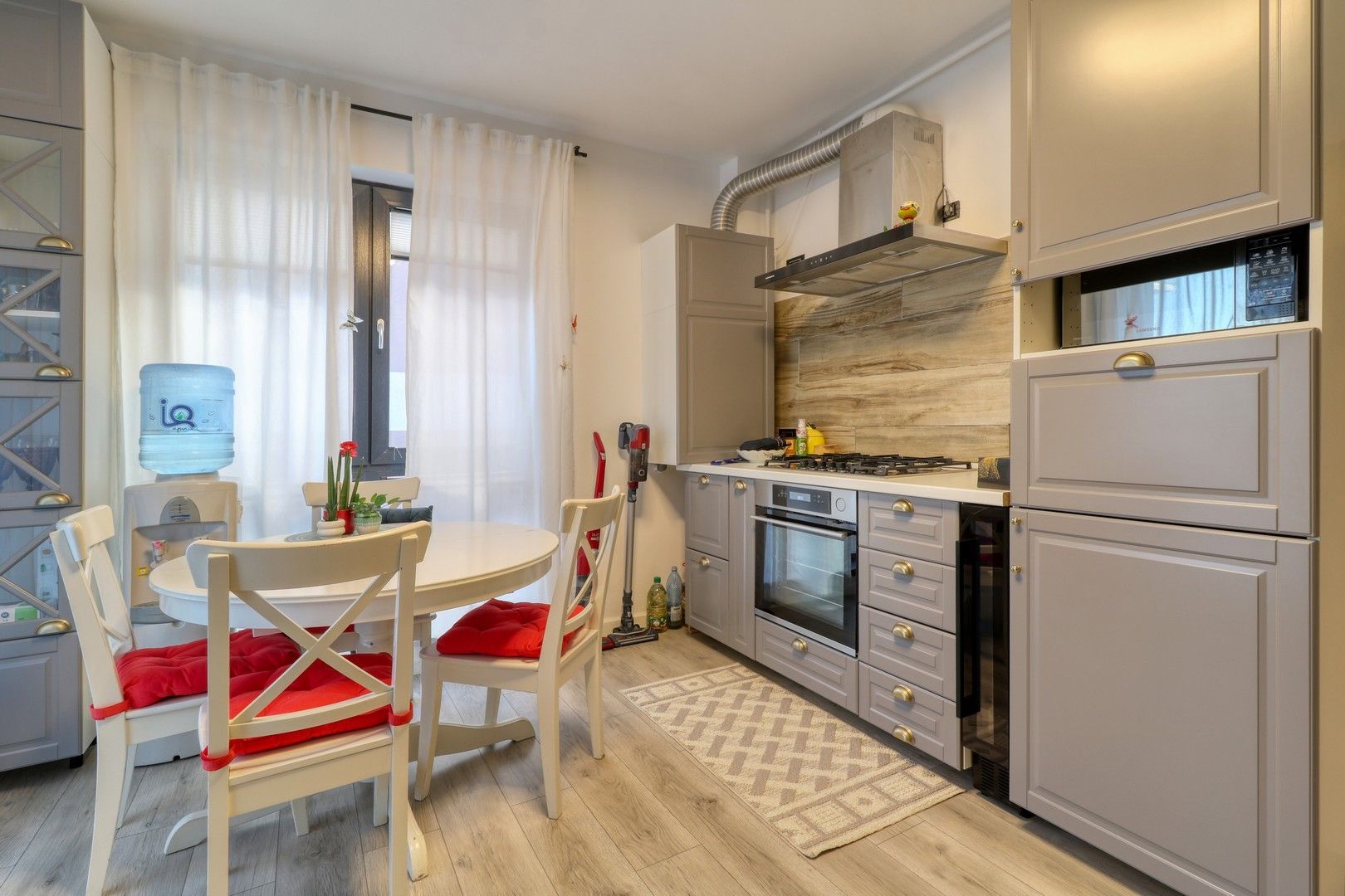Apartament PREMIUM 4 camere | 92 mp | 2 băi | Parcare inclusă | - Poză 4