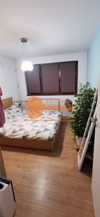 2 camere la 450m de metru Gorjului - Poză 5