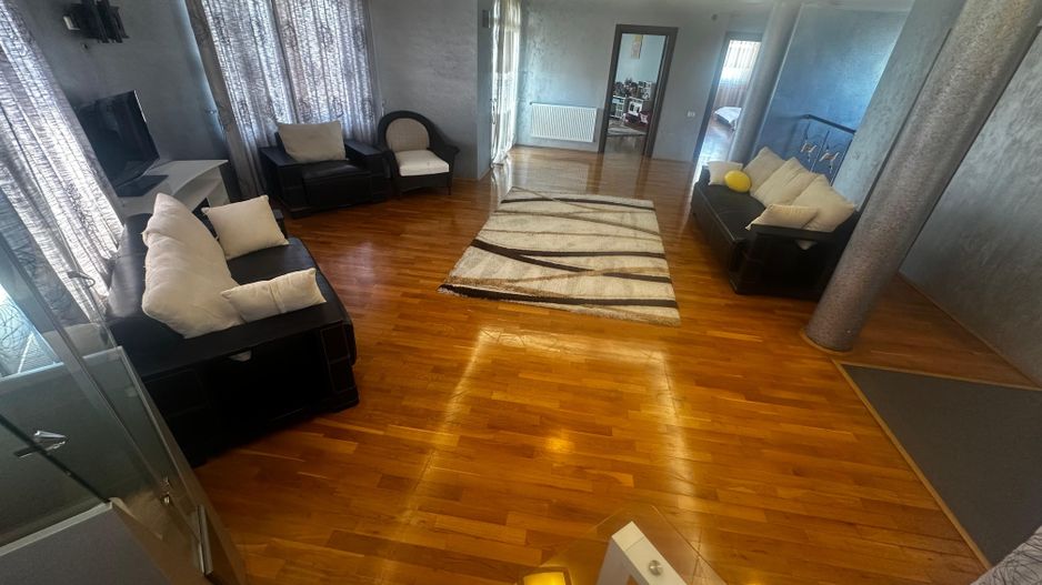 CASA INDIVIDUALA, 9 CAMERE, TEREN 475 MP, MOBILAT/UTILAT, COMIS 0% - Poză 2