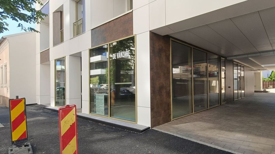 Spatiu comercial central | Ploiesti 44 | Comision 0% - Poză 1