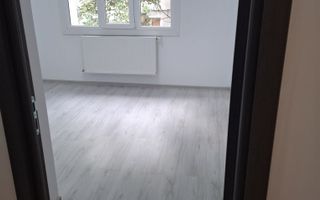 Apart 2 cam decomandat 54 mp, renovat complet- Dacia -119.900 euro - Poză 6