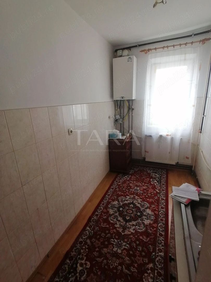 Apartament 2 camere, decomandat, zona Minerva, centrală proprie. - Poză 3