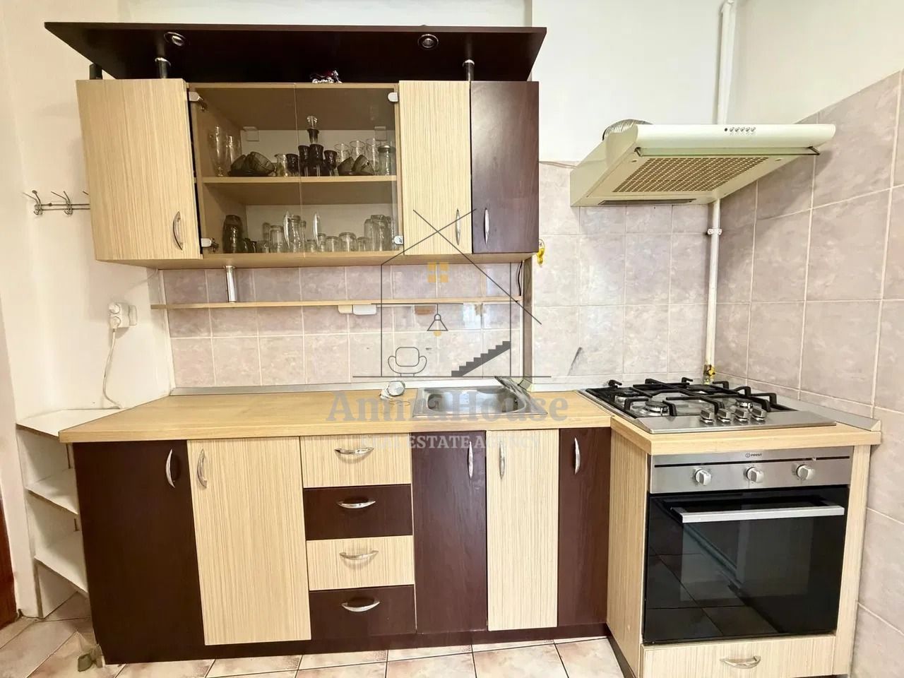 Apartament 1 camera, 32 mp, parcare in curtea interiara, str Bucuresti - Poză 7