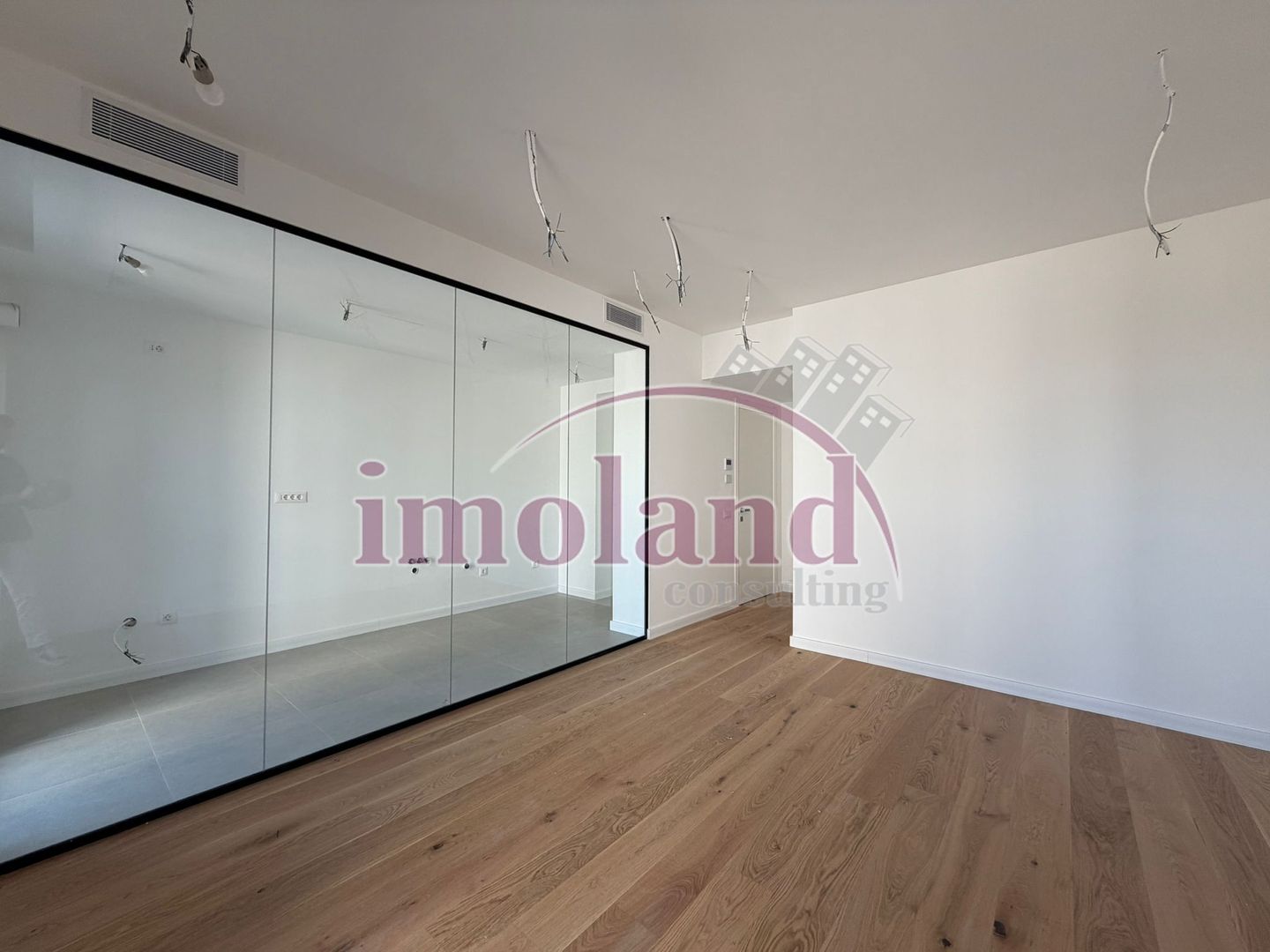 Apartament - 2 camere+balcon - Vanzare - Nusco City-Aviatiei-Promenada - Poză 6