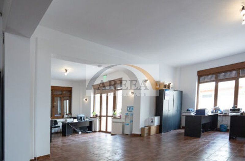 Vila cu 750 mp utili si teren de 1.480 mp in Erou Iancu Nicolae - Poză 13