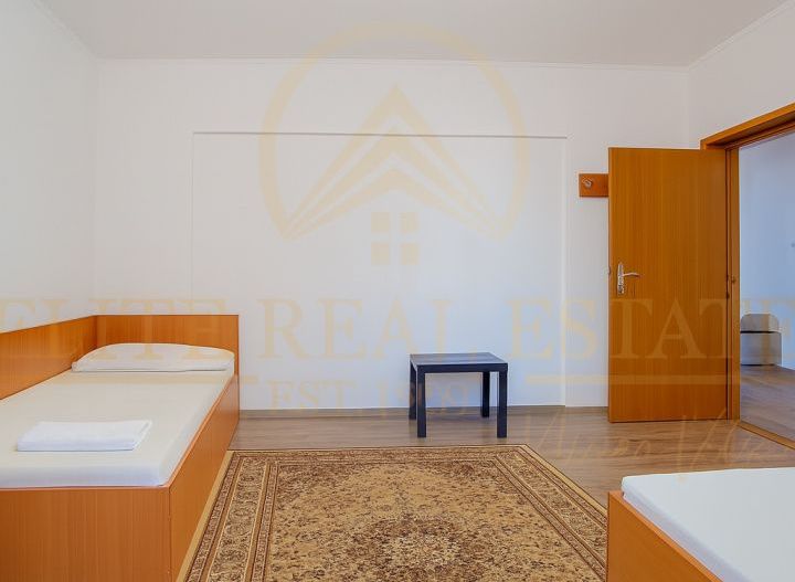 Locuință spațioasă + afacere turistică la cheie în Eforie Sud! - Poză 9