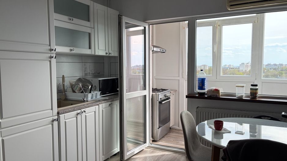 Apartament atragator, trei camere, Brancoveanu, 95.000€ - Poză 1