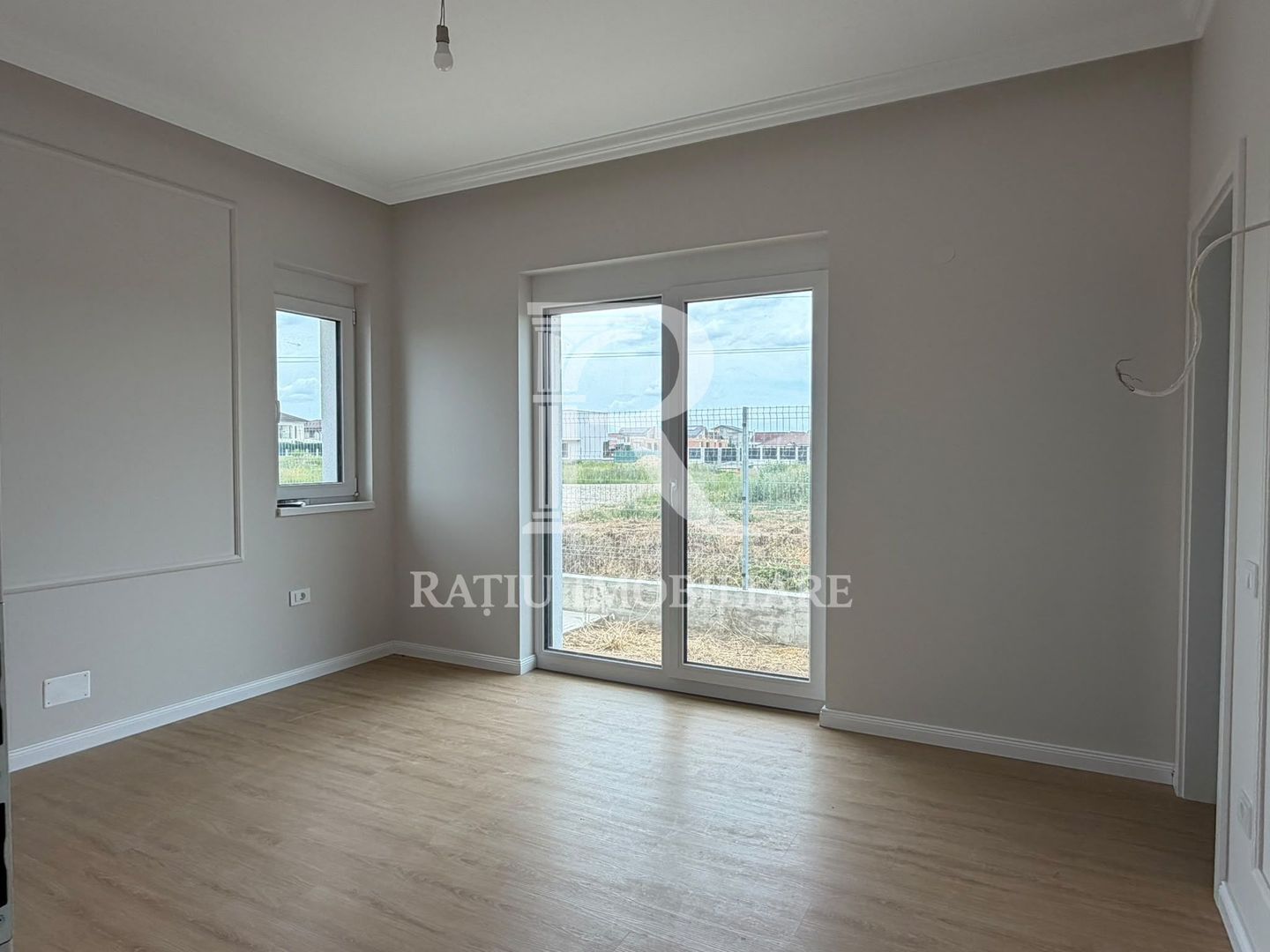 Casă modernă | Finisaje Premium| Terasă | Cihei - Poză 10