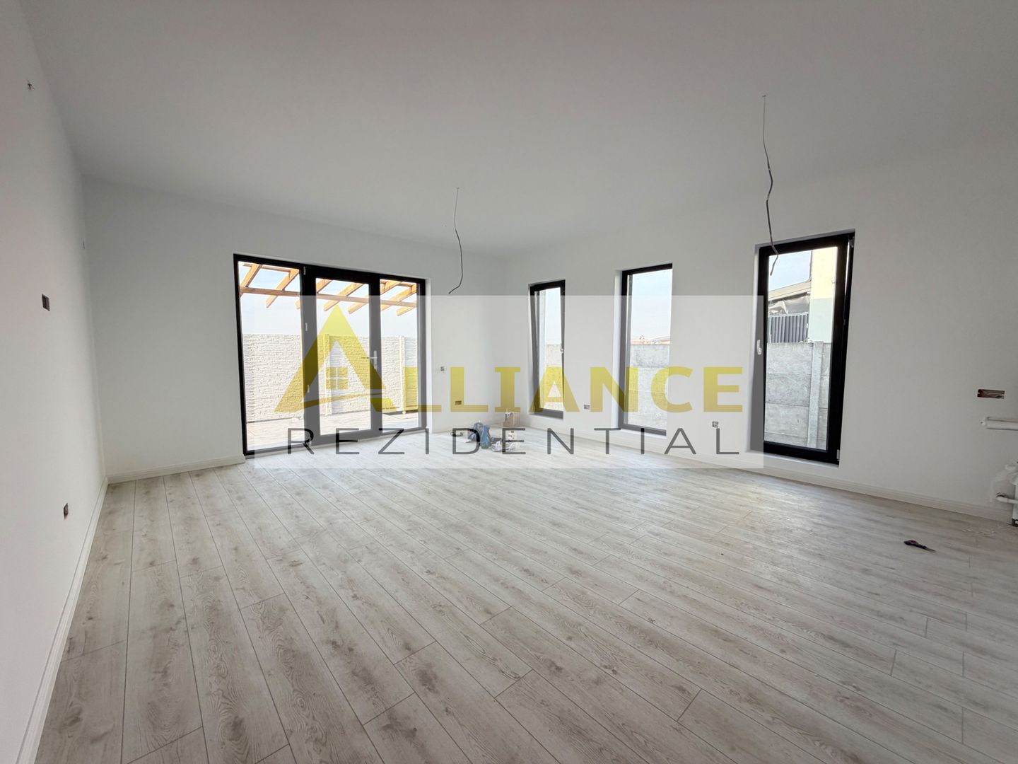 Casa moderna pe parter, 4 camere, teren 375 mp – ideala pentru familie - Poză 9