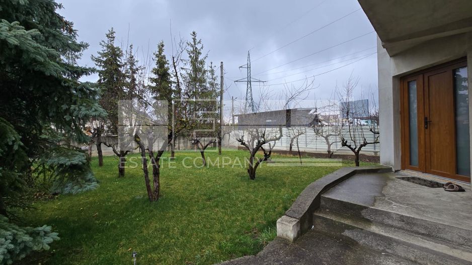 Casă spațioasă la 650000 de euro I Volovăț - Poză 20